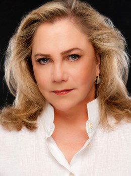 Kathleen Turner